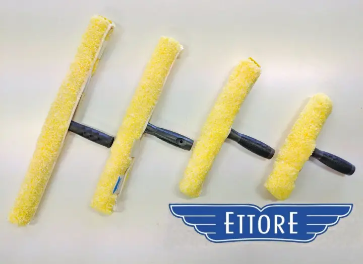 Ettore® Golden Glove Window Washer 